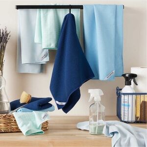 NWT Microfiber Cleaning Cloths, 8-piece Set